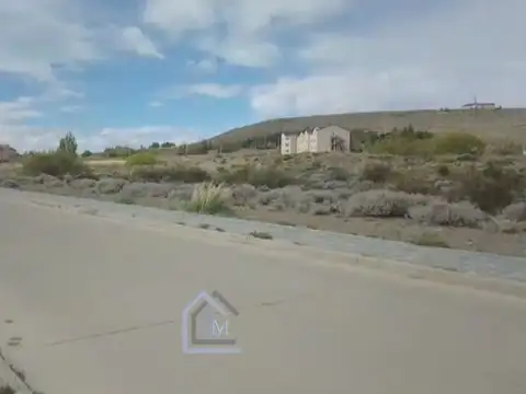 Cecilia Miñones y Av. kirchner