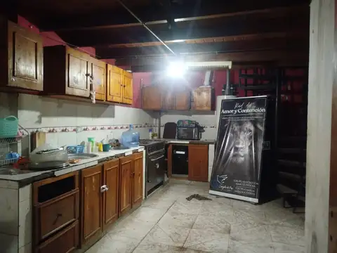 VENTA GALPON  COMPLETAMENTE CERRADO IDEAL INVERSOR APTO CREDITO PRIVADO  PASO DEL REY
