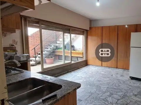 Depto Tipo Casa en Venta de 3 ambientes