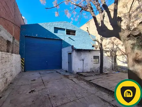 Galpon en Venta 35  mts Fondo
