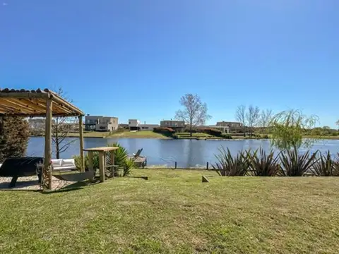 Casa en Venta San Rafael Villanueva a la Laguna