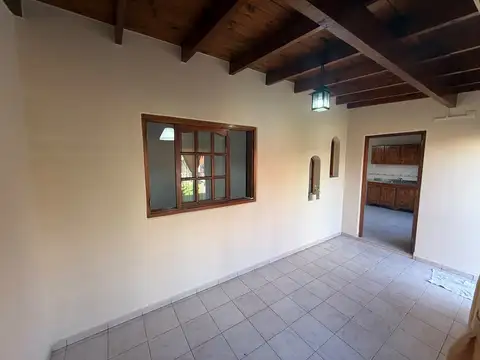 Depto Tipo Casa en Alquiler en San Miguel, $ 500.000