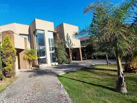 Gran Lote Interno - 4 Dormitorios y Escritorio - Palmers Cottage, Maschwitz