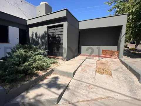 Casa en venta en Godoy Cruz