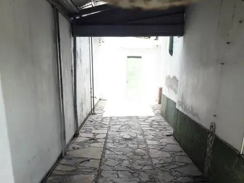 VENTA - Casa 3 ambientes - a 3 cuadras de Estación - Llavallol - Apto Credito