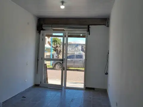 Local en Alquiler en Matheu, $ 500.000