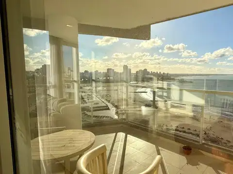 Departamento en Venta con 3 cocheras