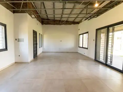 Casa 2 ambientes con 1 baño