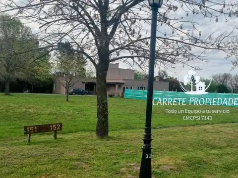 Terreno / Lote en venta. Los Alcanfores. Pilar 100