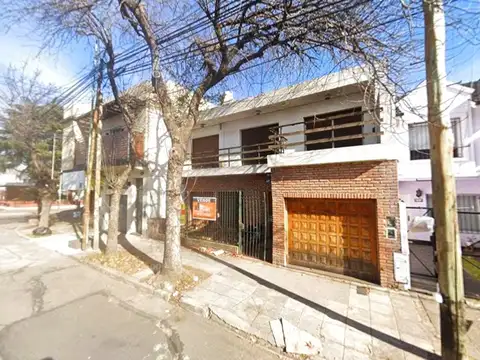 Casa en Venta 5 Amb. Villa Sarmiento Garaje Balcón Terraza