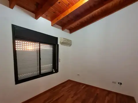 Departamento en Venta en Barrio Sargento Cabral, USD 49.000