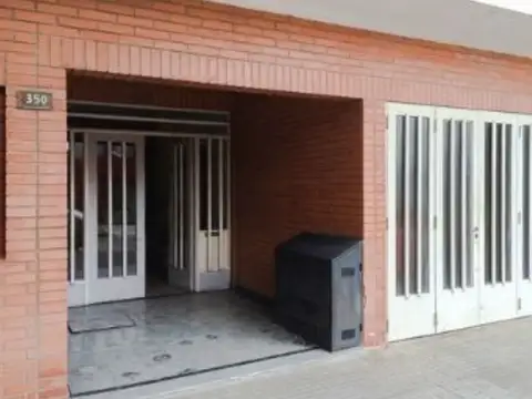 Departamento 3 Dormitorios Venta La Plata Cochera