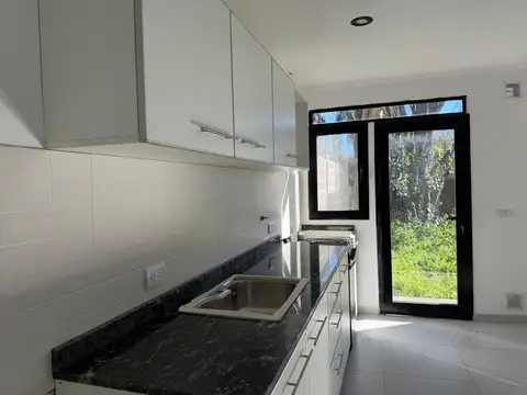 Depto Tipo Casa en Venta de 2 dormitorios