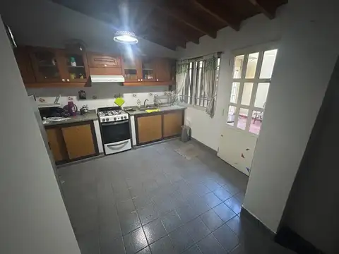 Ph 3 amb + dependencia Venta Ramos Mejia Con patio