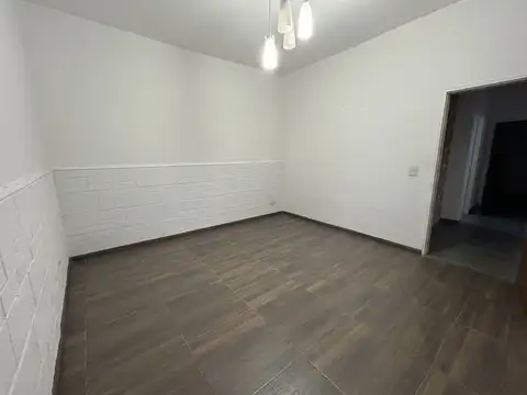 Depto Tipo Casa 4 ambientes con 2 baños