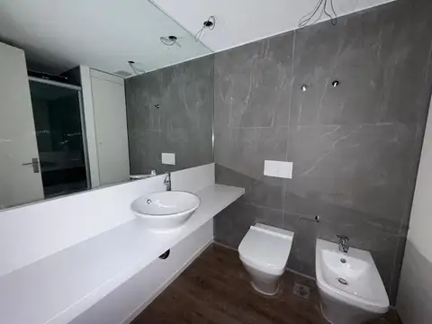 Departamento en Alquiler con 1 cocheras