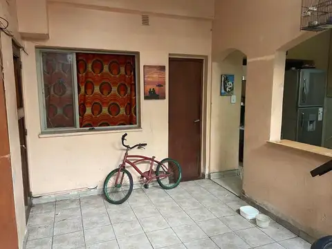 Depto Tipo Casa en Venta de 4 ambientes