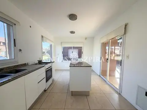 Casa en Venta en Alvarez Del Bosque, USD 143.000