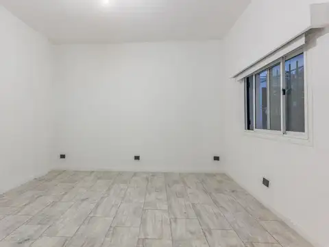 Depto Tipo Casa en Alquiler de 2 ambientes