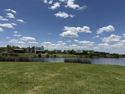 Terreno en Venta de 968,0 m2