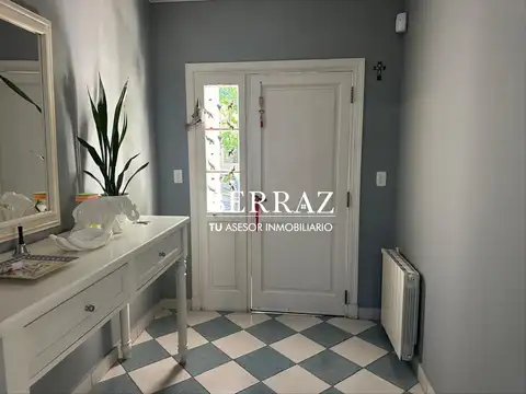 Casa 7 ambientes con 5 baños