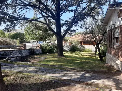 Casa a la venta en Valle Hermoso. (C196)