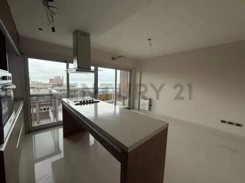 French 3300, Piso 0