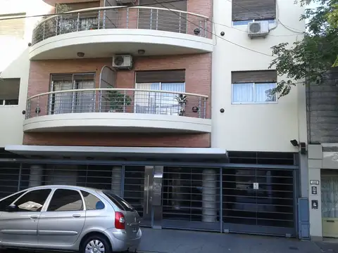 9 DE JULIO Nº 445 PISO 6º E/ MITRE Y GARCIA SILVA.