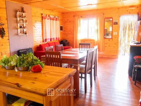 Casa 6 ambientes con 3 baños