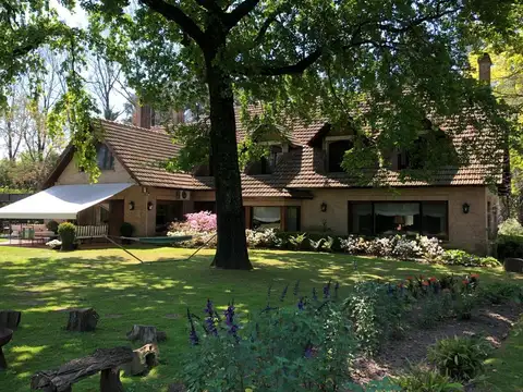 Casa en Venta de 5 dormitorios