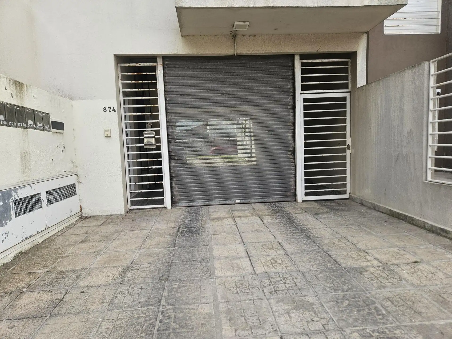 Venta PH 2 Ambientes Barrio Villa Primera al frente con cochera