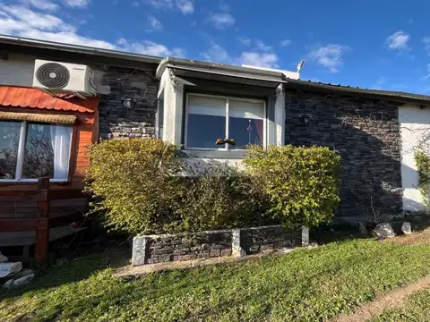 VENTA CASA 2 DORM Y CABAÑA DE 1 DOR EN SIQUIMAN