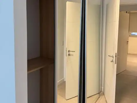Tres ambientes a estrenar , dos dormitorios en suite y coche