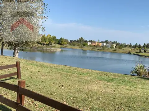 Terreno en Venta 68  mts Fondo