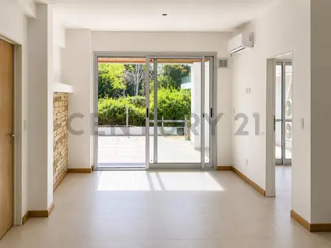 Departamento en Alquiler en Canning, USD 1.200