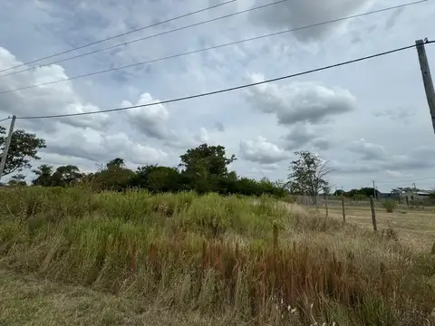 Lote en calle 63 y 128 de 1.00m2