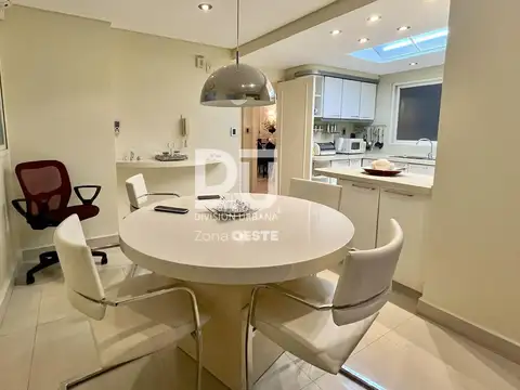 Departamento 6 ambientes con 3 baños