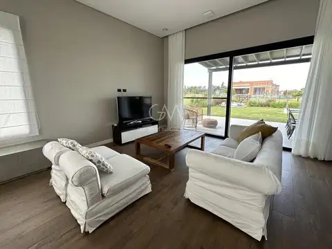 Jorge Newbery 5051 Mar del Plata, Mar Del Plata, Buenos Aires, Argentina.