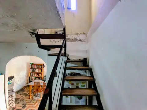 CASA VENTA MERLO A REFACCIONAR APTA CREDITO