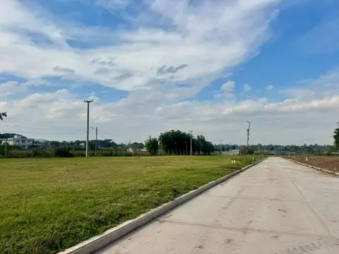 Venta lote 430 m2 b. privado ayres de yerba buena