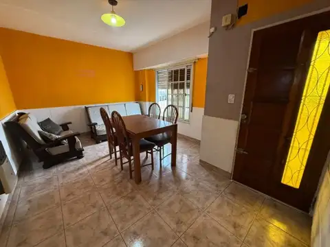 Depto Tipo Casa en Venta en Morón, USD 64.000