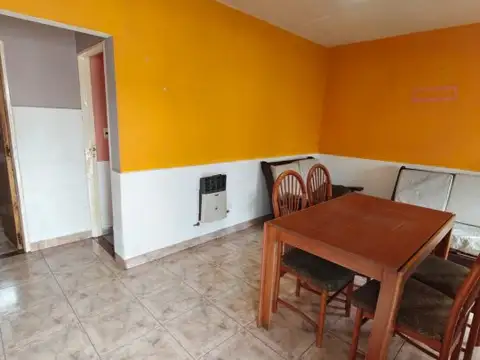 Depto Tipo Casa en Venta con 1 cocheras