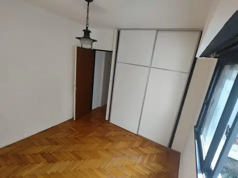 Departamento en Alquiler en Belgrano C, $ 670.000