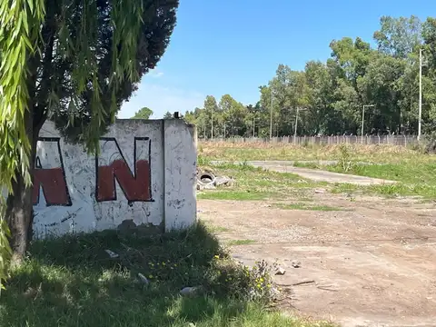 Terreno en Venta 322  mts Fondo