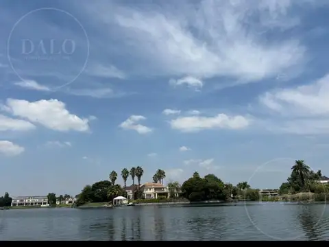 Terreno en Venta de 1403,0 m2