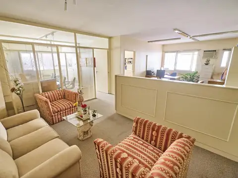 Oficina en Venta en Recoleta, USD 180.000