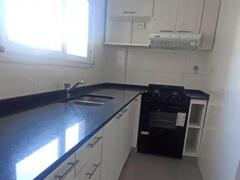 DEPARTAMENTO 3 AMBIENTES C/BALCON CORRIDO