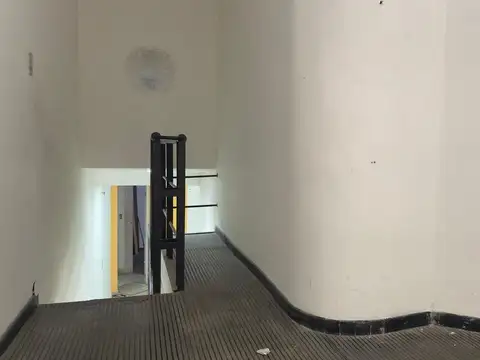 Local en Venta 50 años