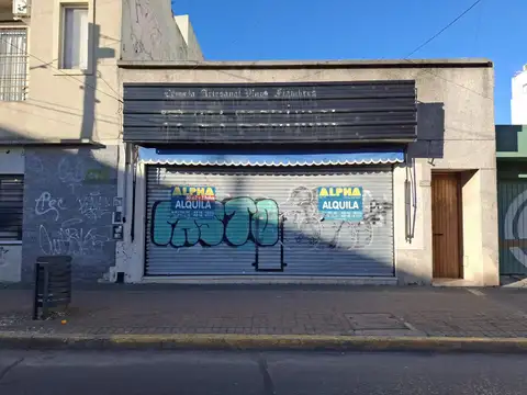 Local en Alquiler en Berazategui, $ 900.000