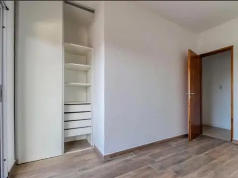 DUPLEX EN VENTA - LA PLATA